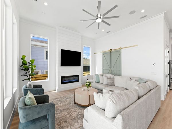 Exquisite New Luxury Rental Property