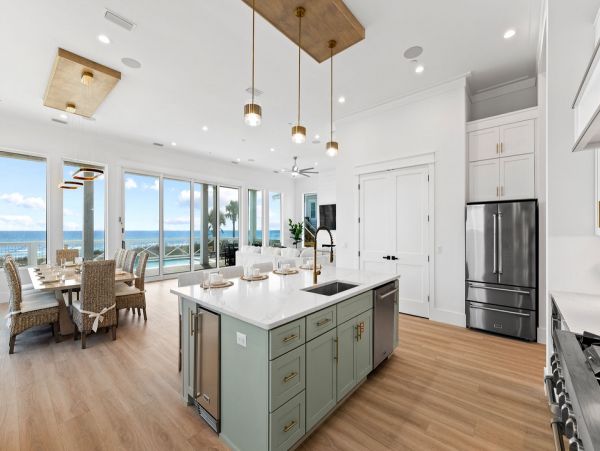 Exquisite New Luxury Rental Property