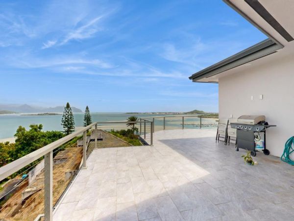 Stunning Views & Prime Location Kaneohe Vacation Rental