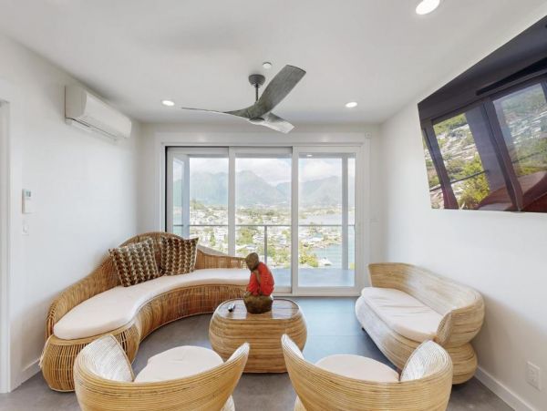 Stunning Views & Prime Location Kaneohe Vacation Rental