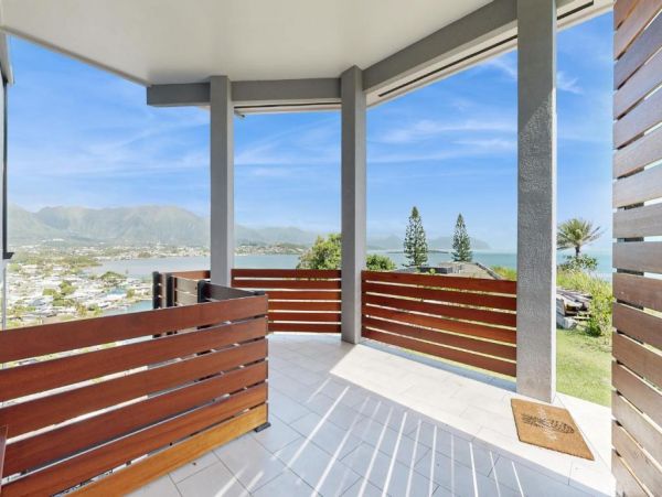 Stunning Views & Prime Location Kaneohe Vacation Rental
