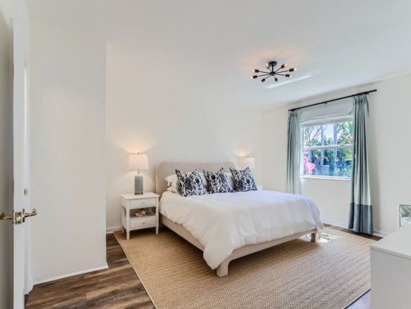 Luxurious 3-Bedroom Vacation Home Rental with Pool in West Palm Beach