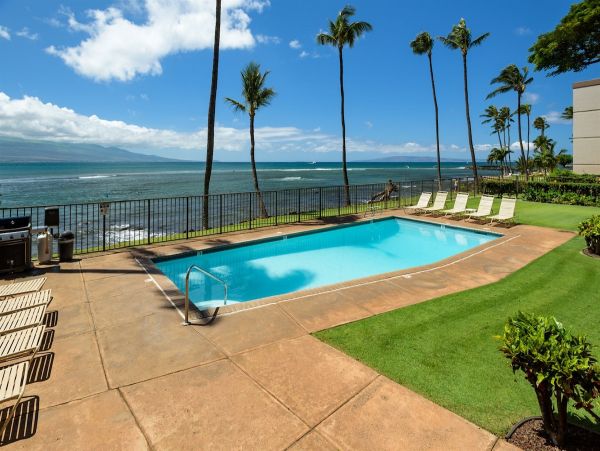 Maui Oceanfront Vacation Rental | Luxury 3-Bedroom Beachfront Condo