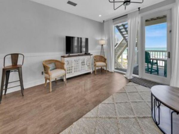 Beautiful Home on the Beach with Private Beachfront Pool in Panama City Beach