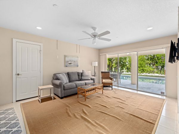 Longboat Key Vacation Rental with Pool Access
