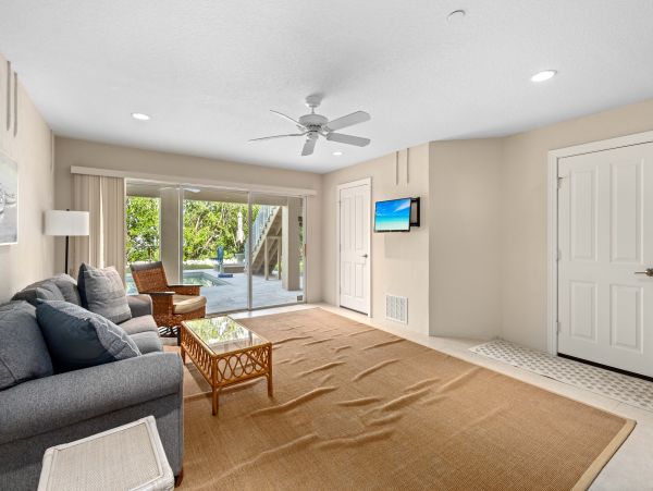 Longboat Key Vacation Rental with Pool Access
