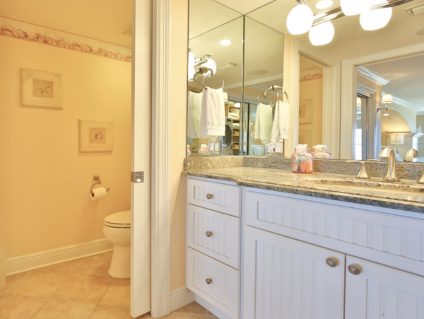 Longboat Key Beachfront Vacation Condo Wow!
