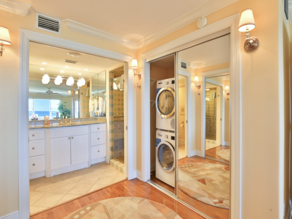Longboat Key Beachfront Vacation Condo Wow!