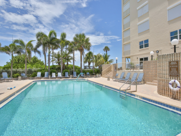Longboat Key Beachfront Vacation Condo Wow!