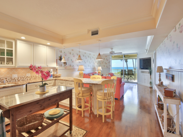 Longboat Key Beachfront Vacation Condo Wow!