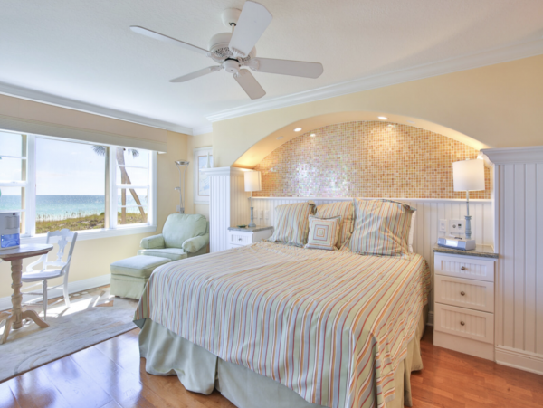Longboat Key Beachfront Vacation Condo Wow!