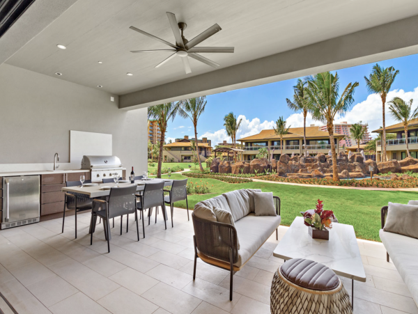 Maui Beachfront Three Bedroom Delight JUST IN