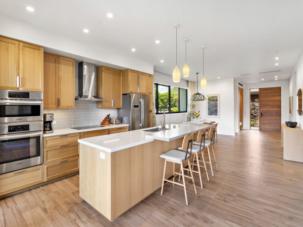 Maui Beachfront Three Bedroom Delight JUST IN
