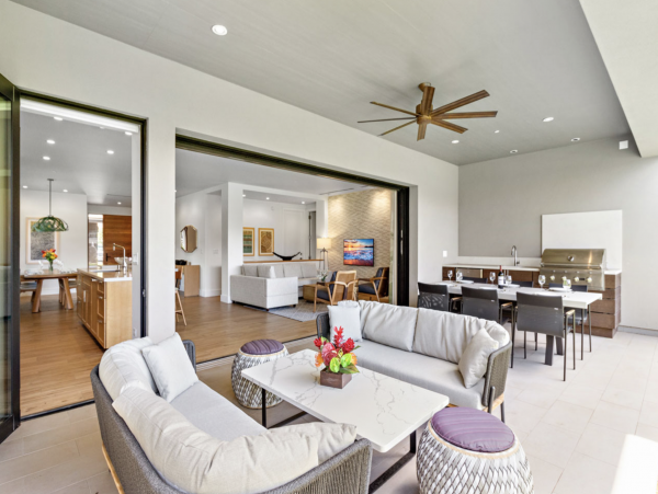 Maui Beachfront Three Bedroom Delight JUST IN
