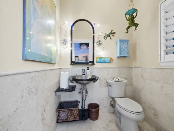 South Longboat Key Luxury Four Bedroom Waterfront Vacation Home- Pure Luxury