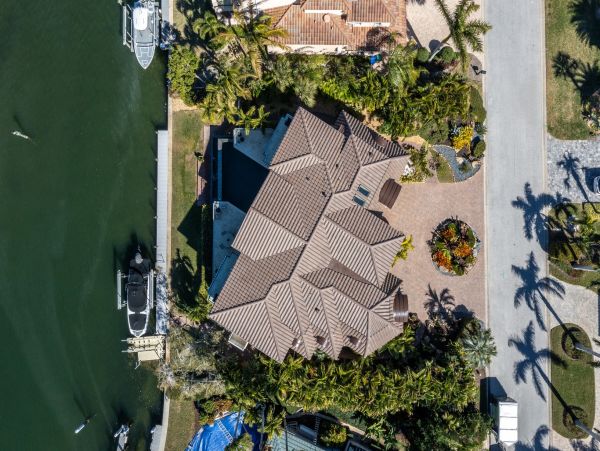 South Longboat Key Luxury Four Bedroom Waterfront Vacation Home- Pure Luxury