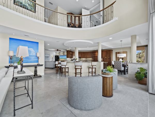 South Longboat Key Luxury Four Bedroom Waterfront Vacation Home- Pure Luxury