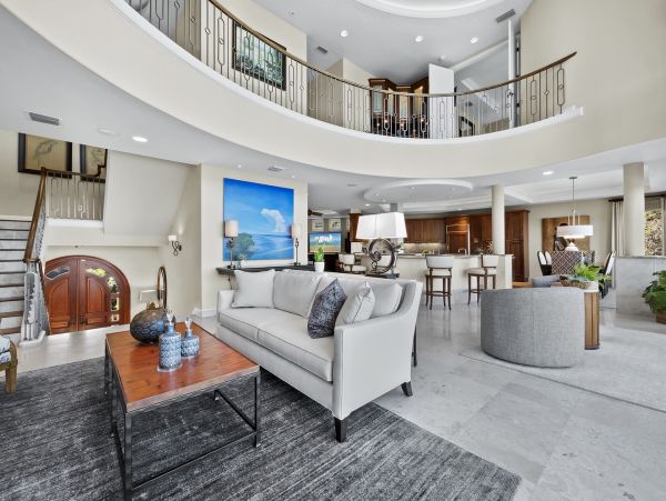 South Longboat Key Luxury Four Bedroom Waterfront Vacation Home- Pure Luxury