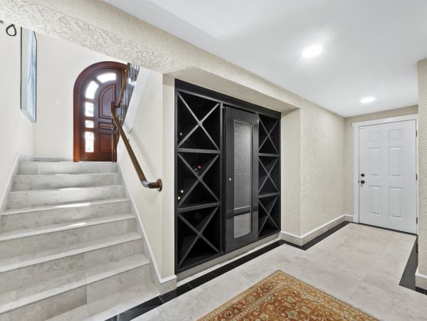 South Longboat Key Luxury Four Bedroom Waterfront Vacation Home- Pure Luxury