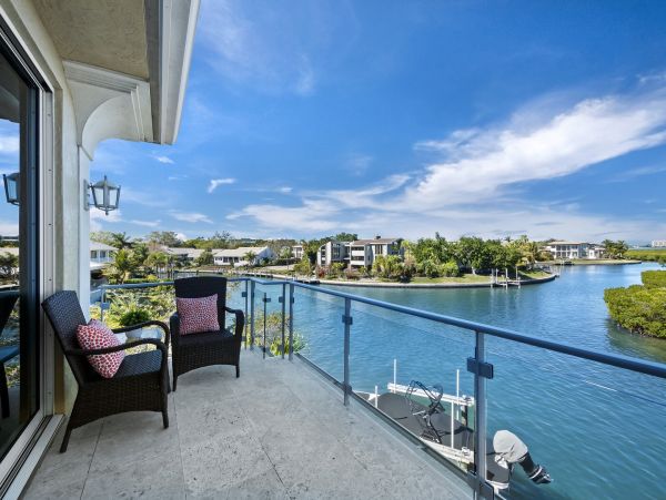 South Longboat Key Luxury Four Bedroom Waterfront Vacation Home- Pure Luxury