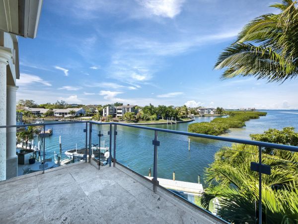 South Longboat Key Luxury Four Bedroom Waterfront Vacation Home- Pure Luxury