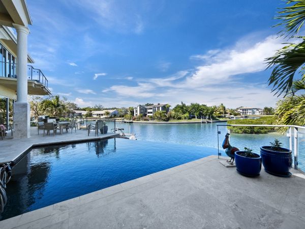 South Longboat Key Luxury Four Bedroom Waterfront Vacation Home- Pure Luxury