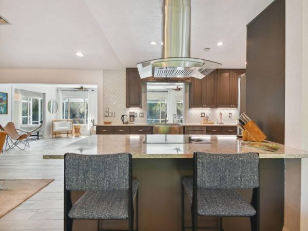 Exquisite Three Bedroom Vacation Rental Home in Sarasota