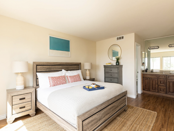 Pacific Beach 9 Bedroom Rental Residence
