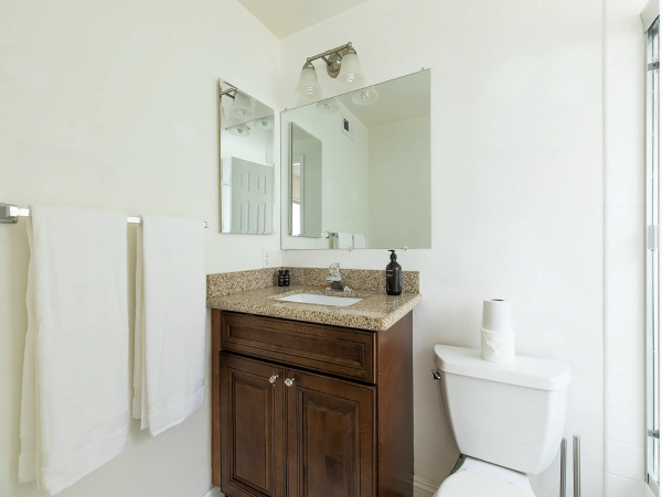 Pacific Beach 9 Bedroom Rental Residence