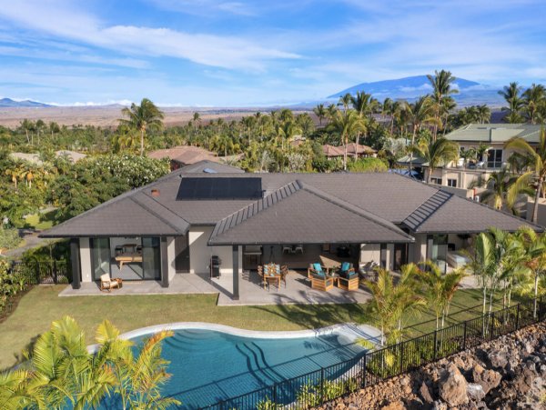 Kohala Coast Luxury Vacation Villa Walk to Beach