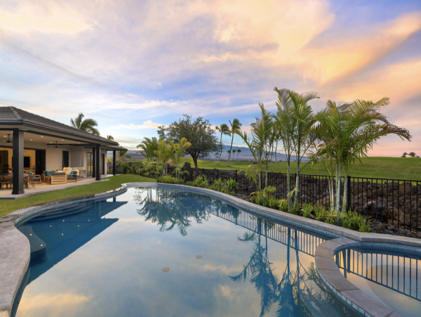 Kohala Coast Luxury Vacation Villa Walk to Beach