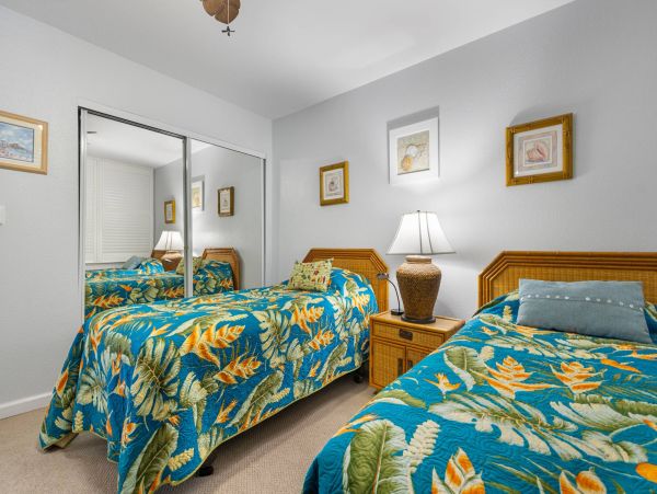 Maui Tropical Paradise Retreat: Ground-Floor Condo with Resort Amenities & Beach Access