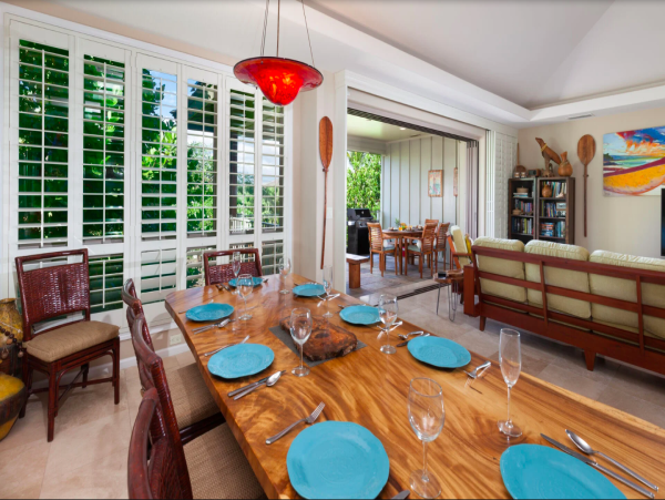 Luxury Hawaiian Retreat: Spacious, Upscale Home on Big Island