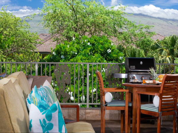 Luxury Hawaiian Retreat: Spacious, Upscale Home on Big Island