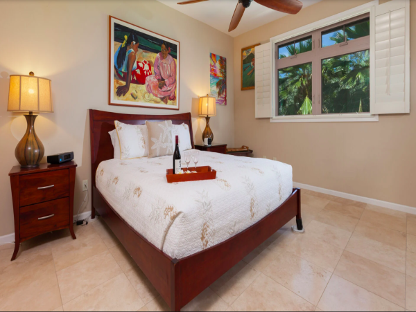 Luxury Hawaiian Retreat: Spacious, Upscale Home on Big Island