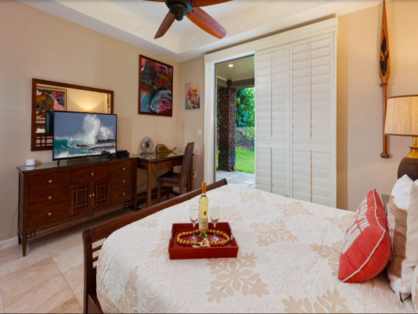 Luxury Hawaiian Retreat: Spacious, Upscale Home on Big Island
