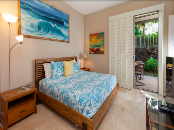 Luxury Hawaiian Retreat: Spacious, Upscale Home on Big Island