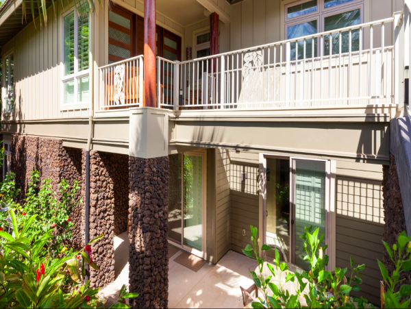 Luxury Hawaiian Retreat: Spacious, Upscale Home on Big Island
