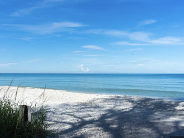 Walk to Beach One Bedroom Luxury Vacation Rental in Naples - additional view, photo 3
