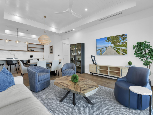 Downtown Naples Vacation Rental | Luxury Condo with Pool & Resort Amenities
