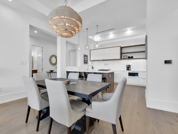 Downtown Naples Vacation Rental | Luxury Condo with Pool & Resort Amenities