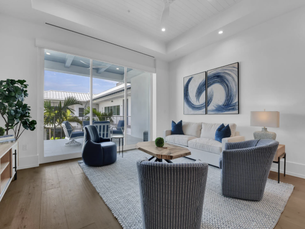 Downtown Naples Vacation Rental | Luxury Condo with Pool & Resort Amenities