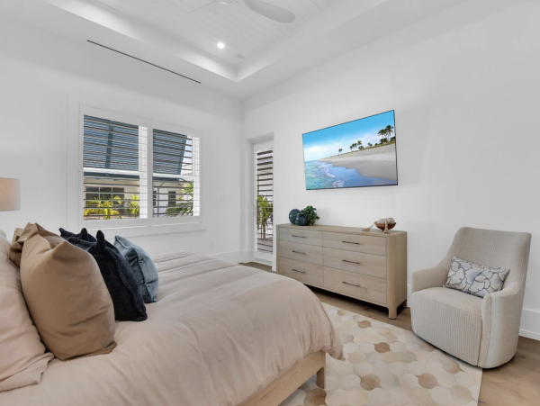 Downtown Naples Vacation Rental | Luxury Condo with Pool & Resort Amenities