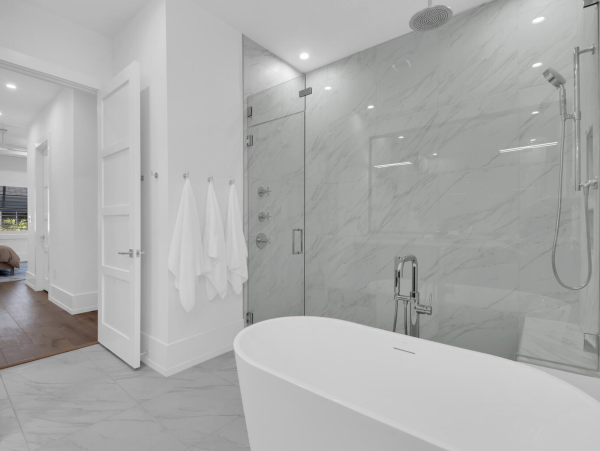 Downtown Naples Vacation Rental | Luxury Condo with Pool & Resort Amenities