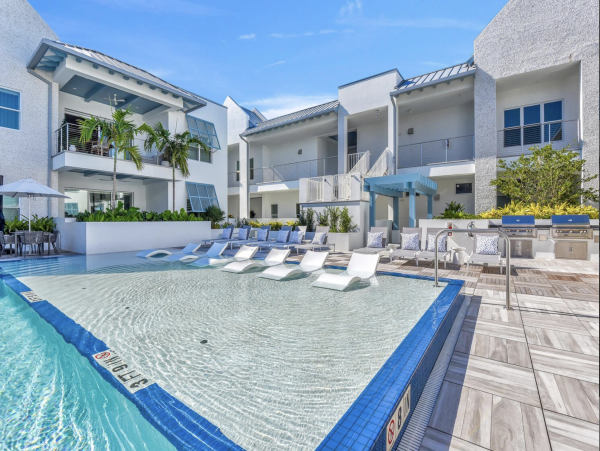 Downtown Naples Vacation Rental | Luxury Condo with Pool & Resort Amenities