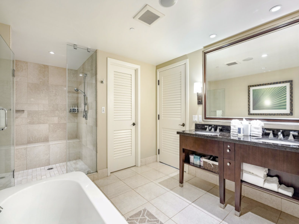 Eight Bedroom Beachfront Maui Vacation Rental