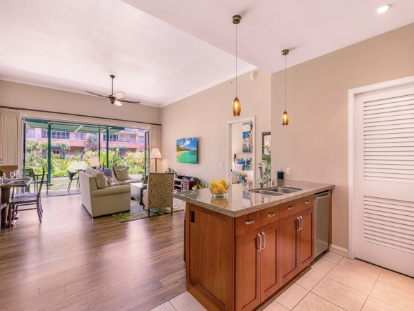 Eight Bedroom Beachfront Maui Vacation Rental
