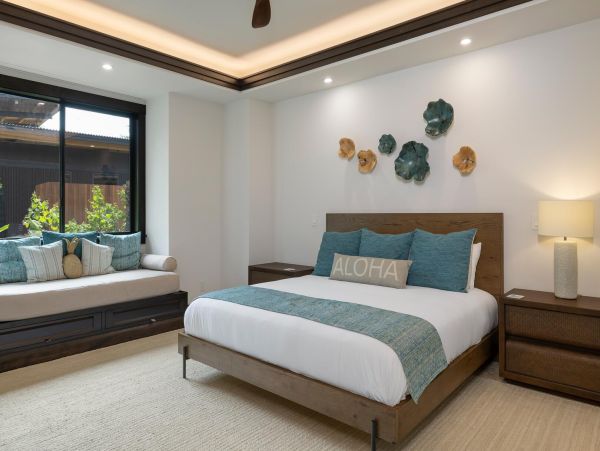 Stunning Beachfront 4-Bedroom Retreat in the Big Island