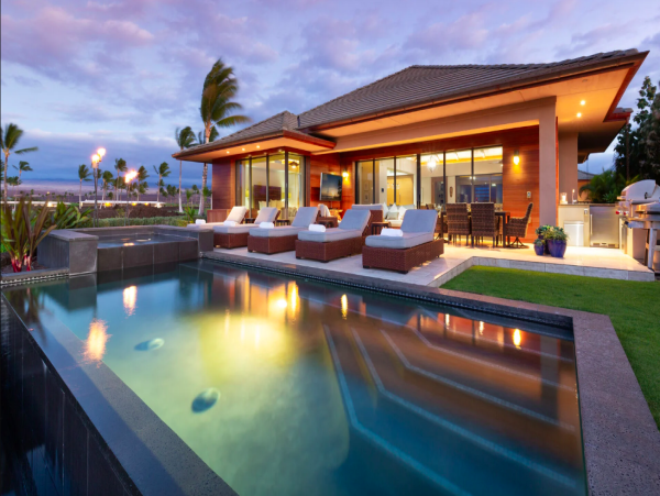 Kohala Coast Luxury 4-Bedroom Retreat with Ocean Views