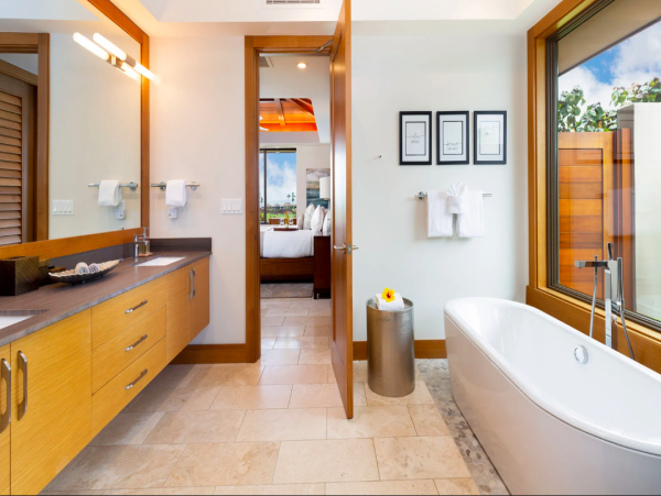 Kohala Coast Luxury 4-Bedroom Retreat with Ocean Views